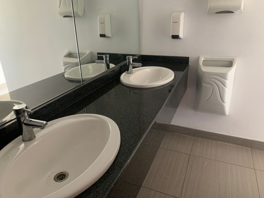 To Let commercial Property for Rent in Rivonia Gauteng