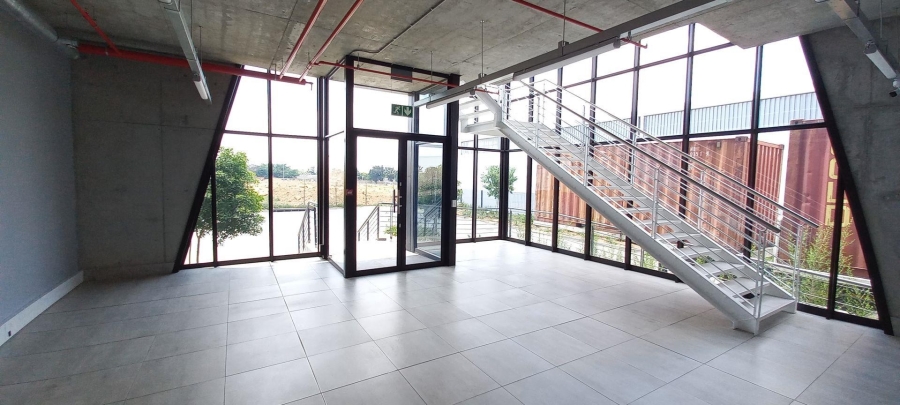 To Let commercial Property for Rent in Airport Park Gauteng