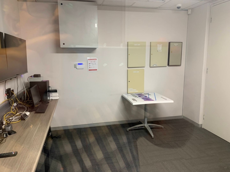 To Let Commercial Property for Rent in Gallo Manor Gauteng