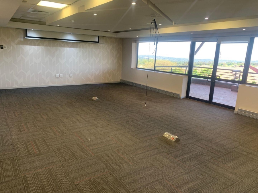 To Let Commercial Property for Rent in Gallo Manor Gauteng
