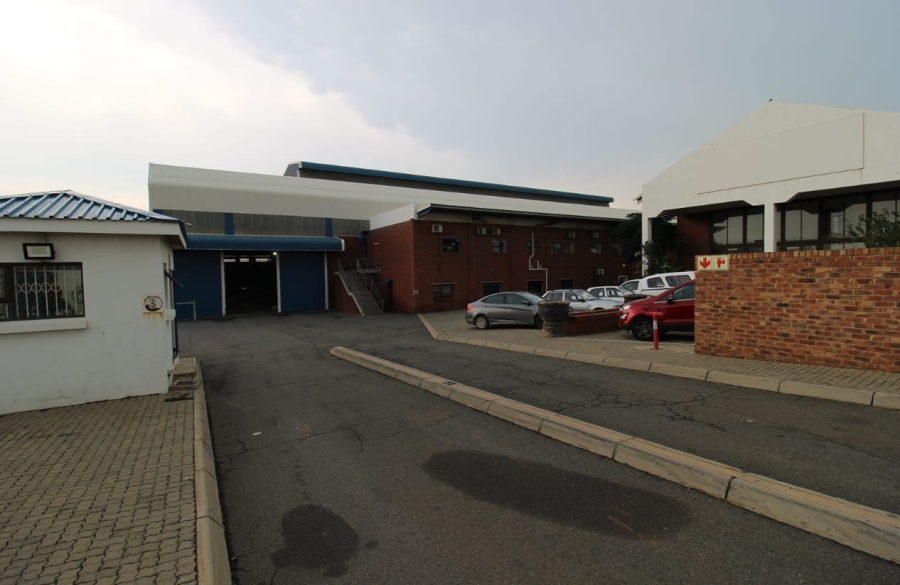 To Let commercial Property for Rent in Comet Gauteng