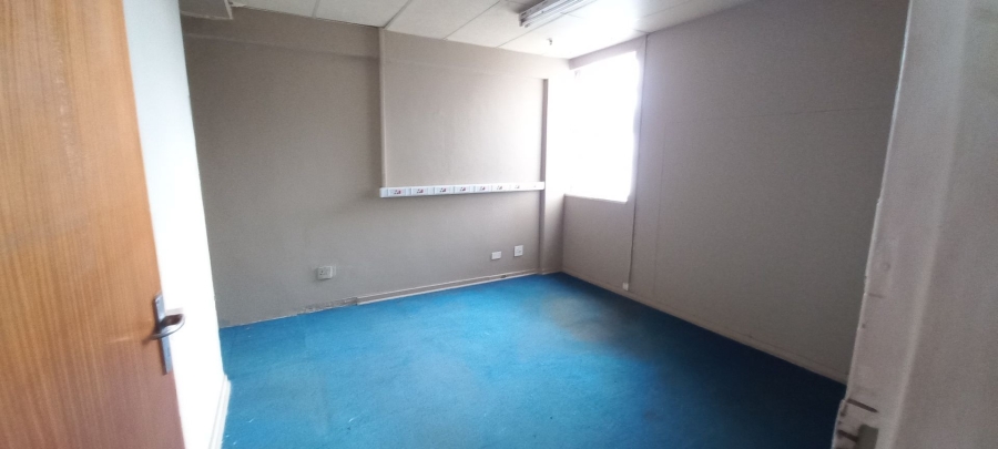To Let commercial Property for Rent in Benrose Gauteng