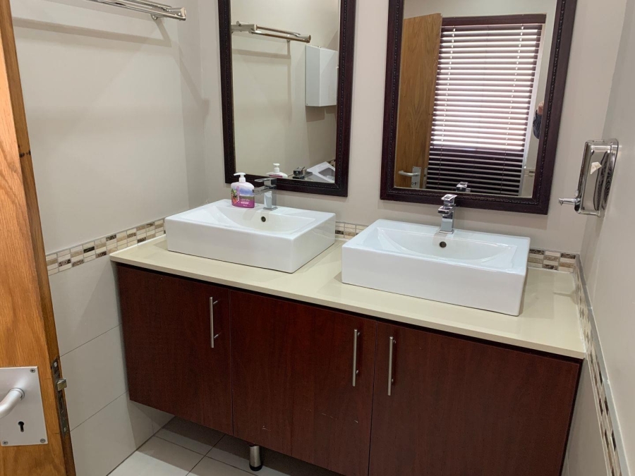 To Let commercial Property for Rent in Rivonia Gauteng