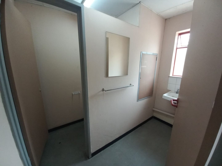 To Let commercial Property for Rent in Kosmosdal Gauteng