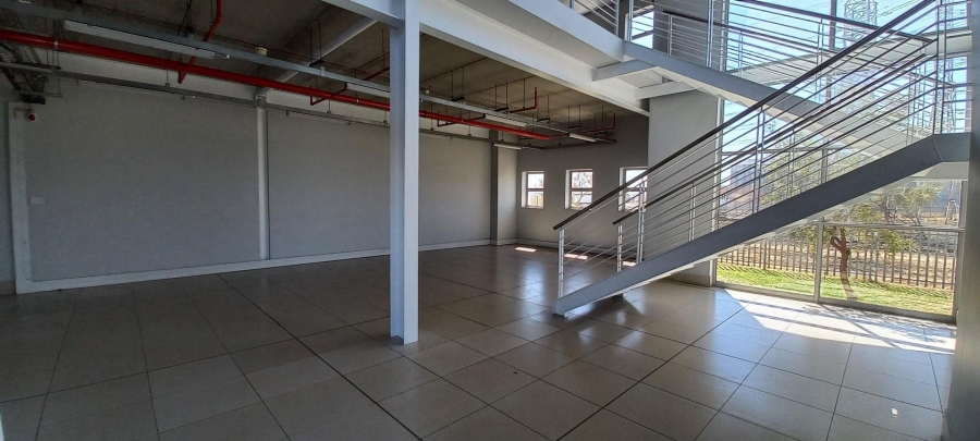 To Let commercial Property for Rent in Gosforth Park Gauteng