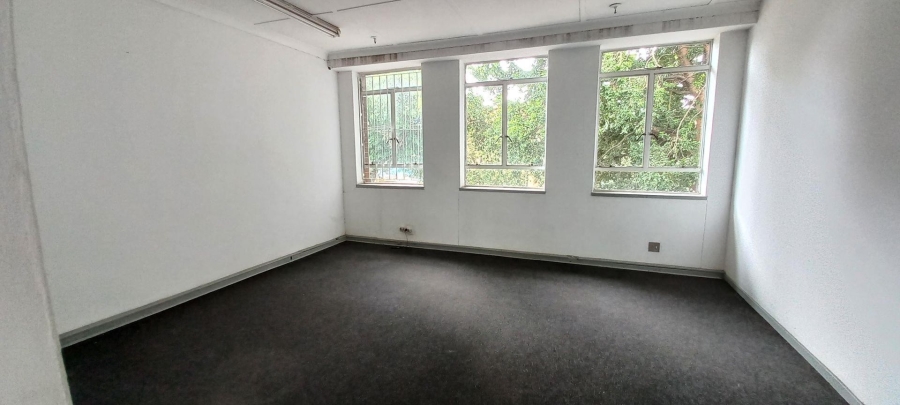 To Let commercial Property for Rent in Benrose Gauteng