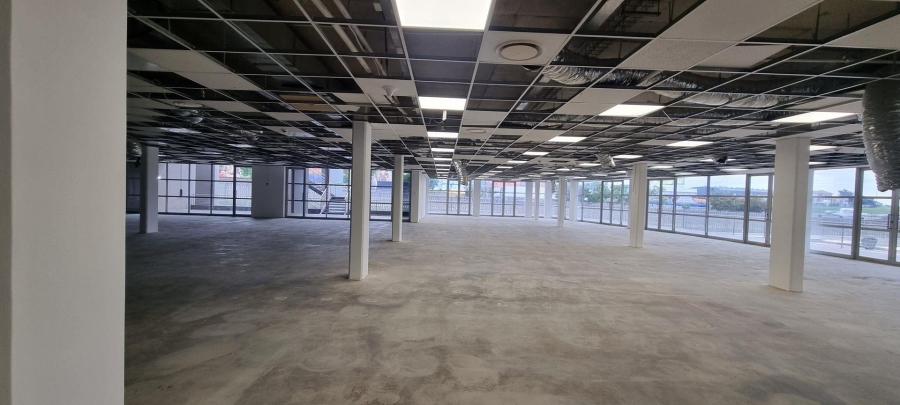 To Let commercial Property for Rent in Louwlardia Gauteng