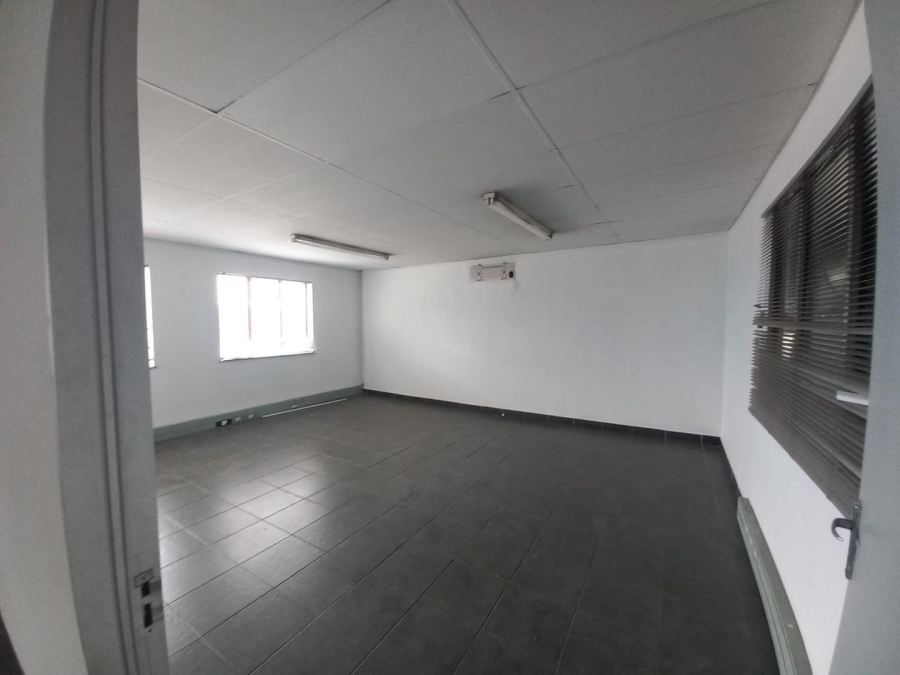 To Let commercial Property for Rent in Kosmosdal Gauteng