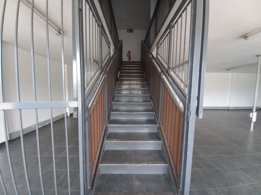 To Let commercial Property for Rent in Kosmosdal Gauteng
