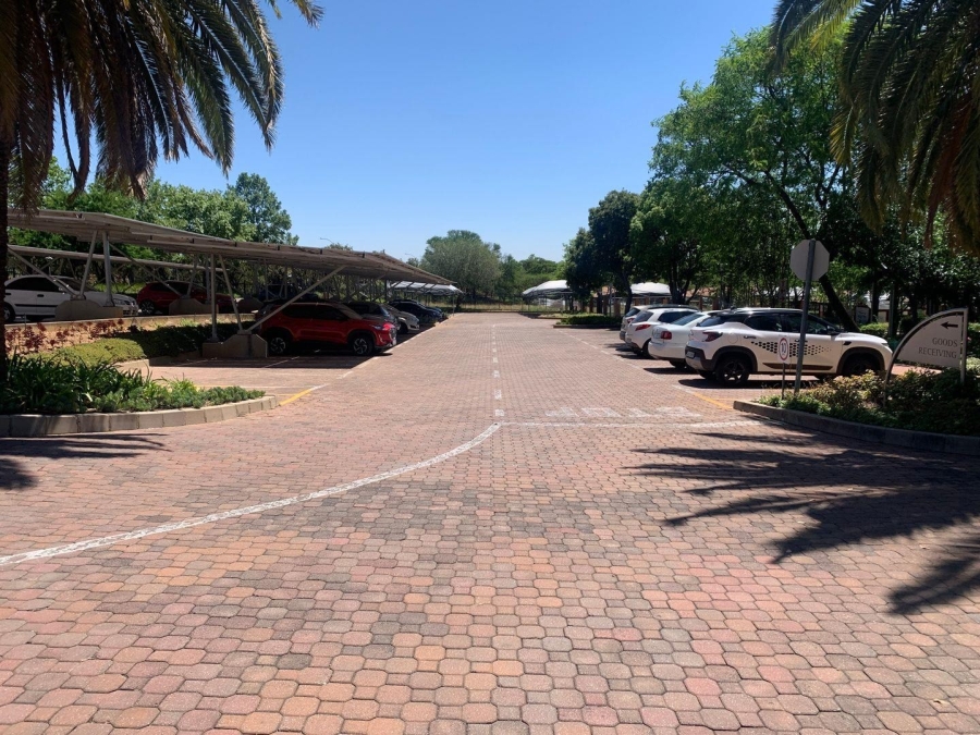 To Let commercial Property for Rent in Woodmead Gauteng