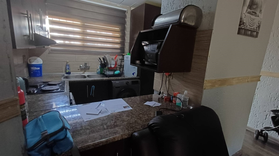 2 Bedroom Property for Sale in Winchester Hills Gauteng