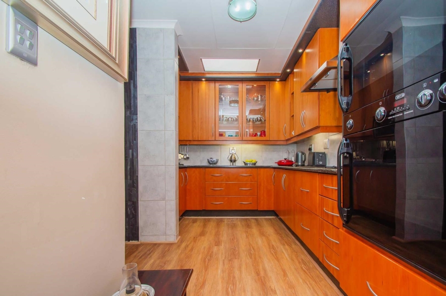 3 Bedroom Property for Sale in Constantia Kloof Gauteng