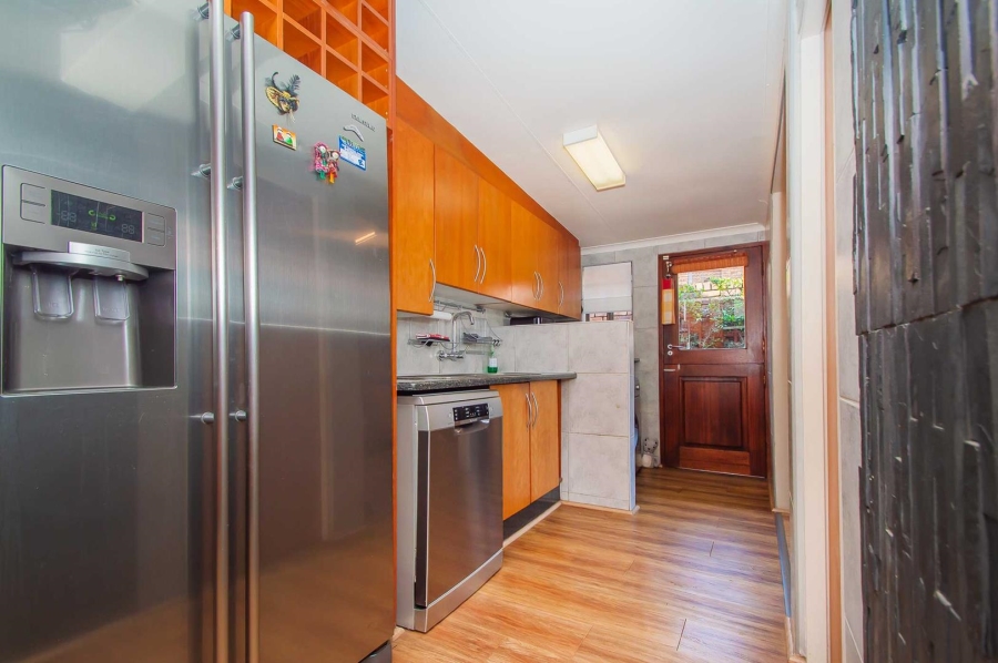 3 Bedroom Property for Sale in Constantia Kloof Gauteng