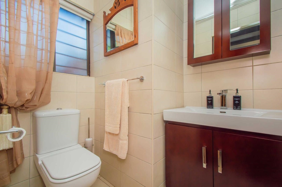 3 Bedroom Property for Sale in Constantia Kloof Gauteng