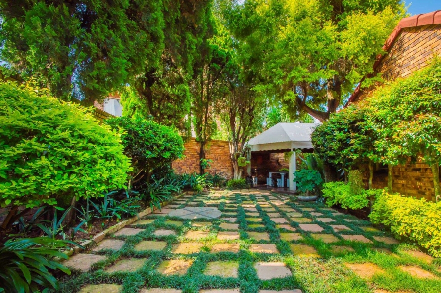 3 Bedroom Property for Sale in Constantia Kloof Gauteng