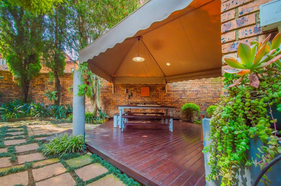3 Bedroom Property for Sale in Constantia Kloof Gauteng