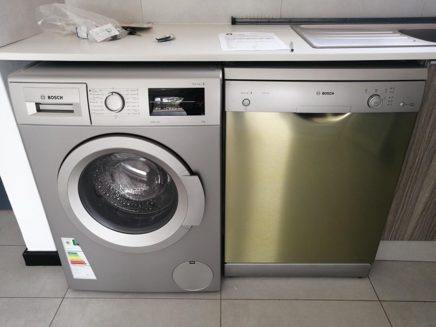 To Let 1 Bedroom Property for Rent in Craigavon Gauteng