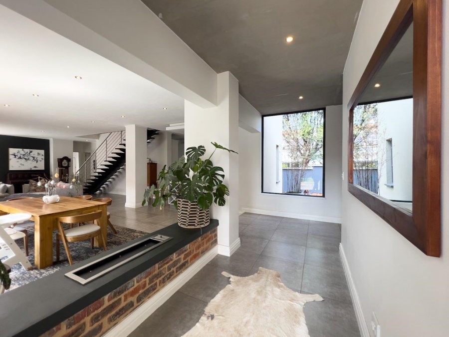 4 Bedroom Property for Sale in Midstream Hill Gauteng