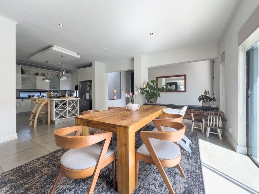 4 Bedroom Property for Sale in Midstream Hill Gauteng