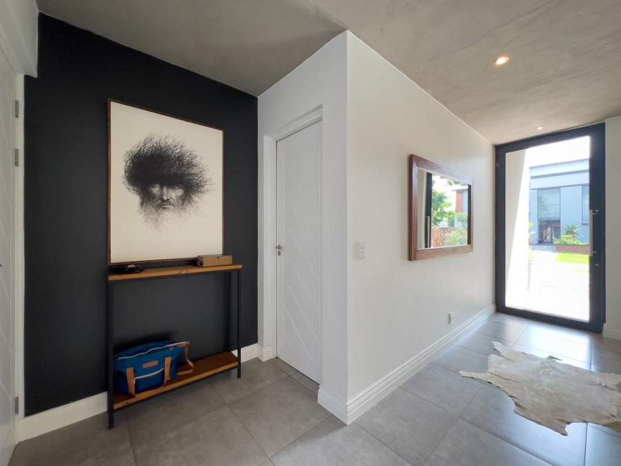 4 Bedroom Property for Sale in Midstream Hill Gauteng