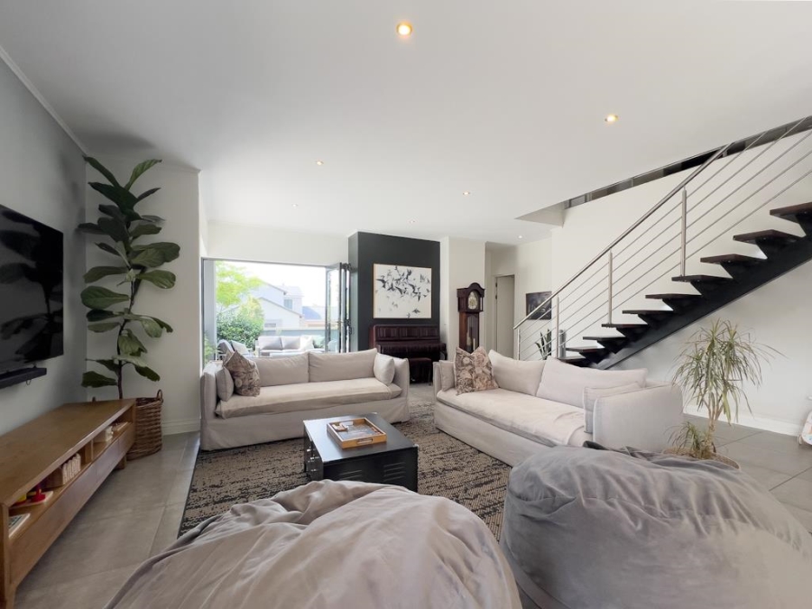 4 Bedroom Property for Sale in Midstream Hill Gauteng