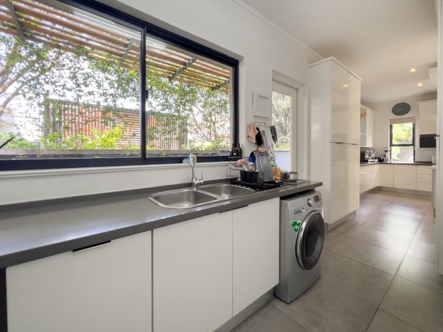 4 Bedroom Property for Sale in Midstream Hill Gauteng