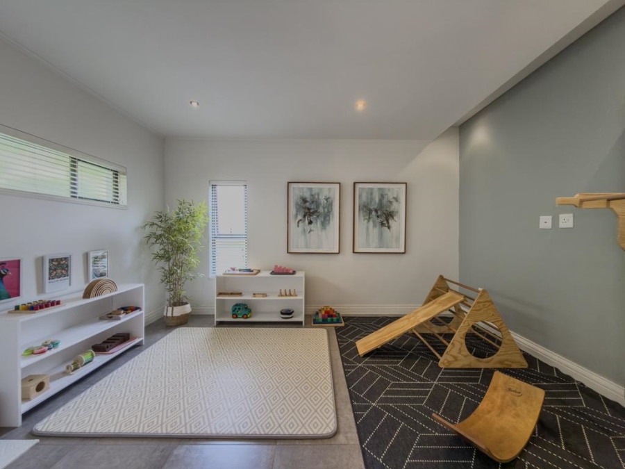 4 Bedroom Property for Sale in Midstream Hill Gauteng