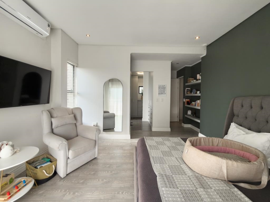 4 Bedroom Property for Sale in Midstream Hill Gauteng