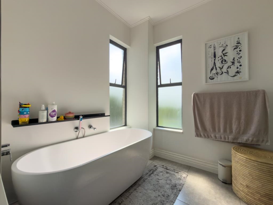 4 Bedroom Property for Sale in Midstream Hill Gauteng