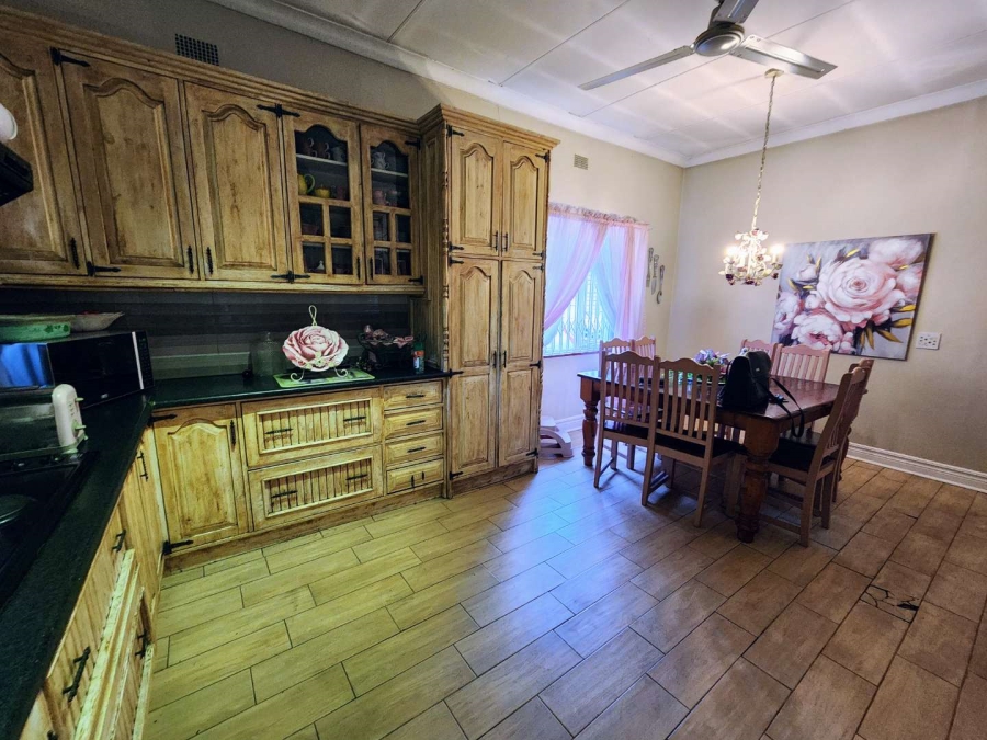 4 Bedroom Property for Sale in Parktown Estate Gauteng