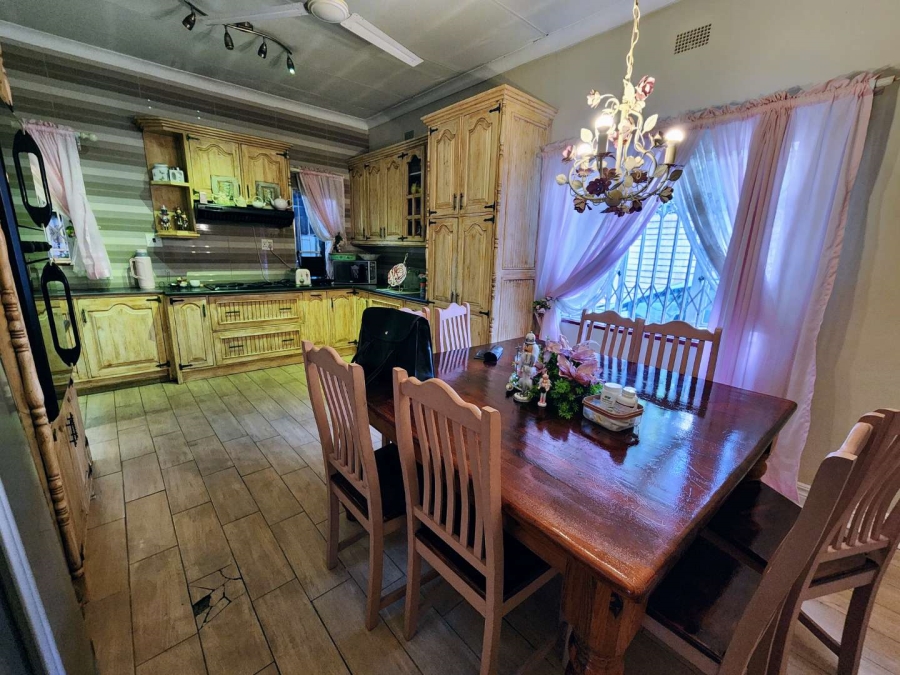 4 Bedroom Property for Sale in Parktown Estate Gauteng