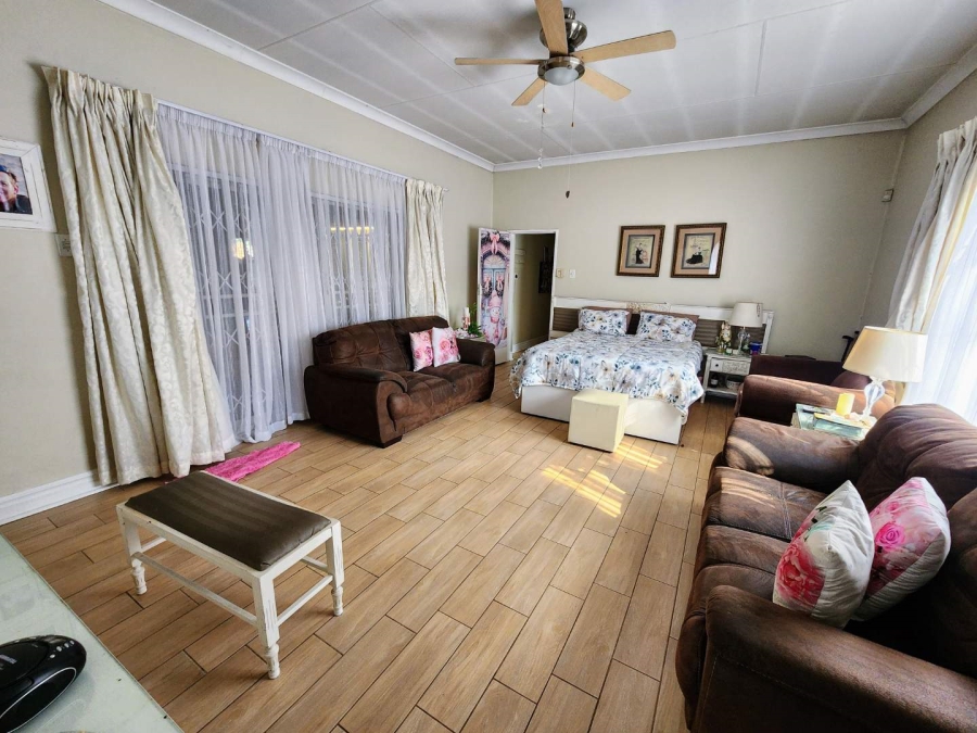 4 Bedroom Property for Sale in Parktown Estate Gauteng