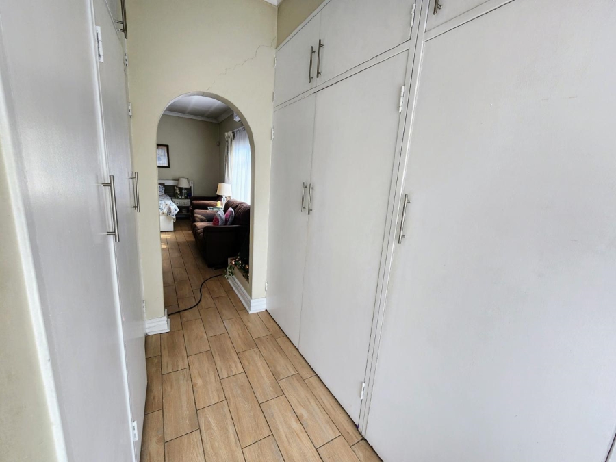 4 Bedroom Property for Sale in Parktown Estate Gauteng