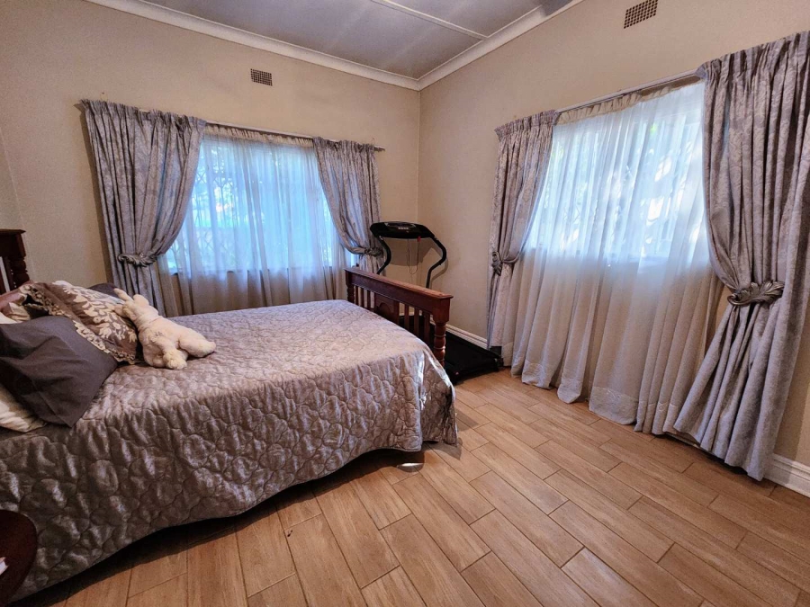 4 Bedroom Property for Sale in Parktown Estate Gauteng