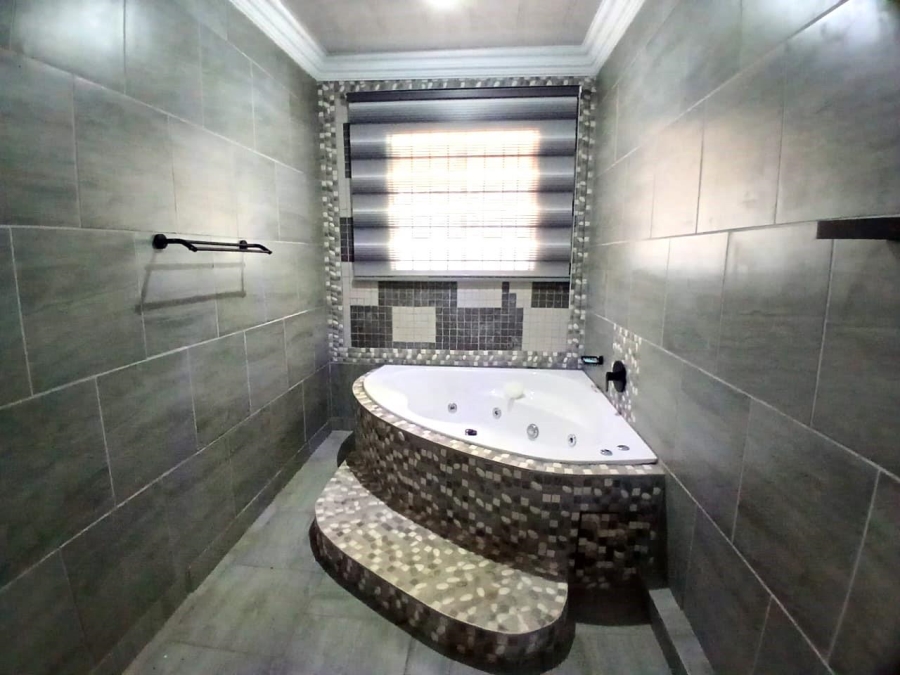 3 Bedroom Property for Sale in Ennerdale Gauteng