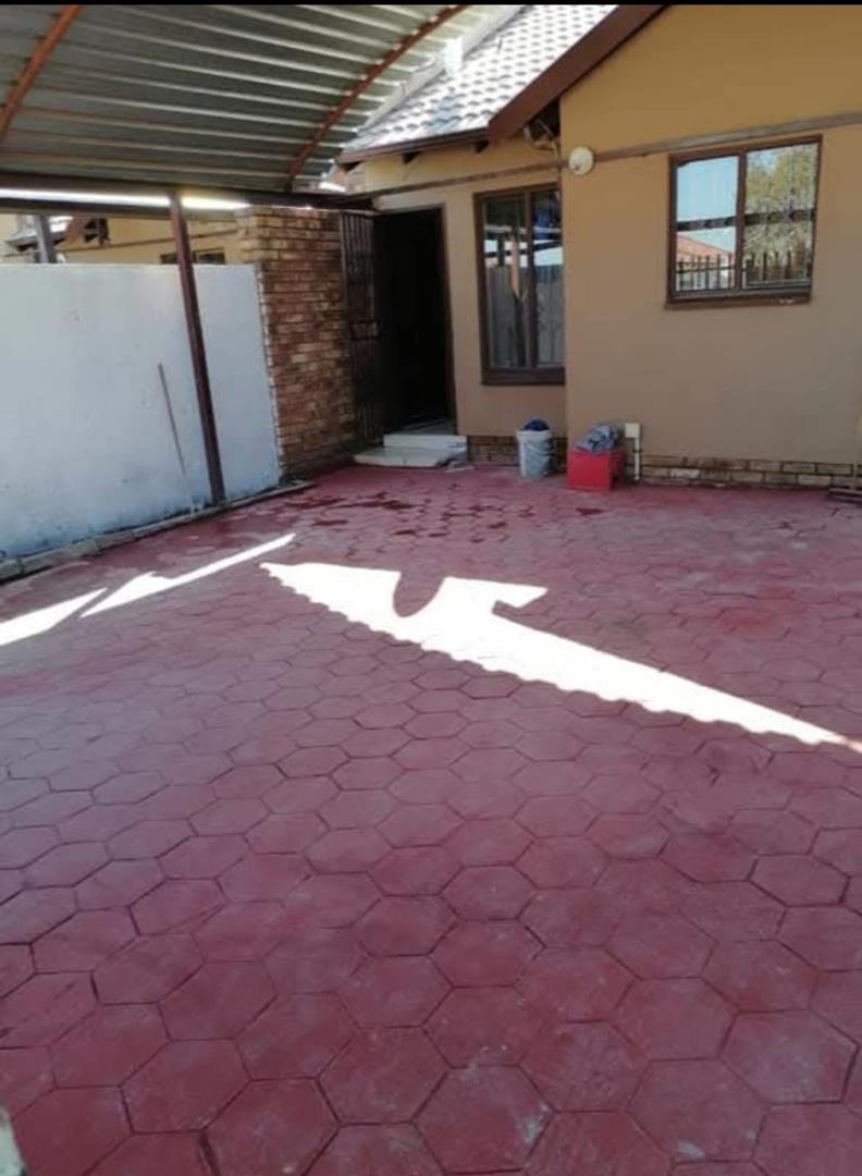 To Let 2 Bedroom Property for Rent in Soshanguve VV Gauteng