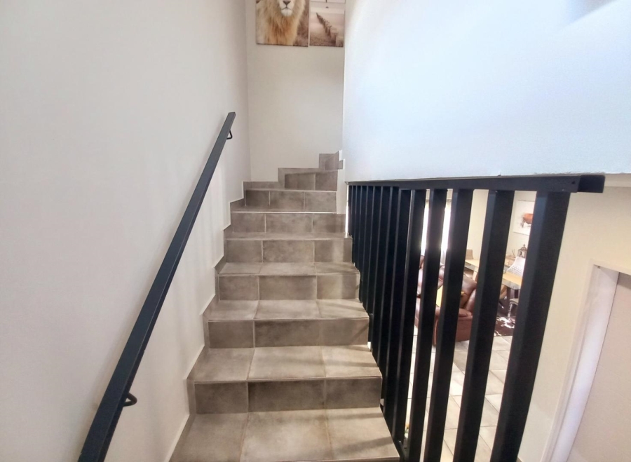 4 Bedroom Property for Sale in Lotus Gardens Gauteng