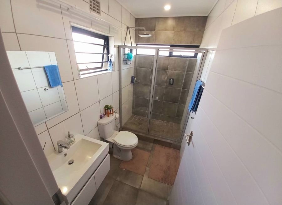 4 Bedroom Property for Sale in Lotus Gardens Gauteng