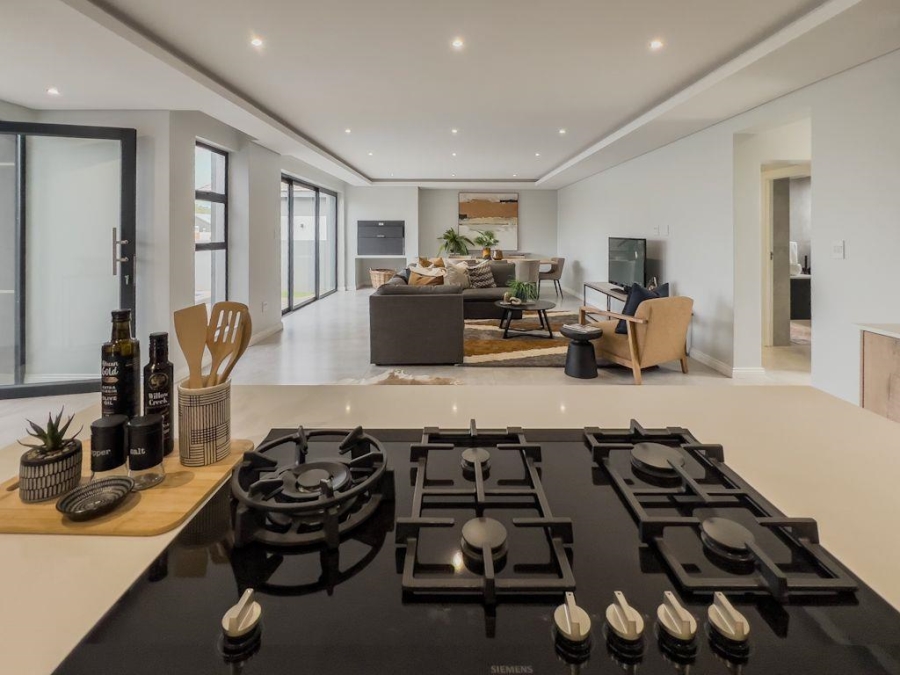 4 Bedroom Property for Sale in Fountainbrook Estate Gauteng