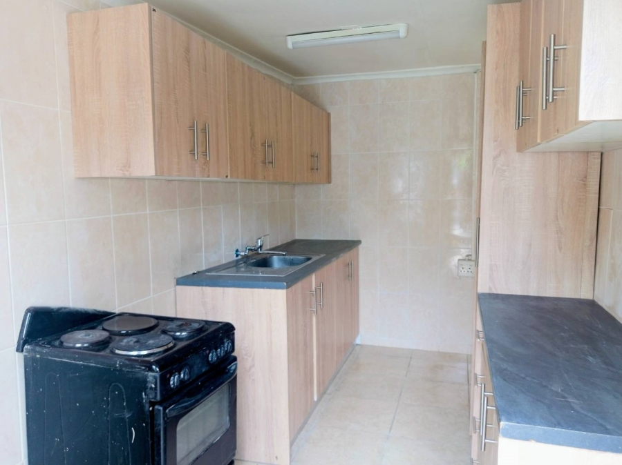 To Let 0 Bedroom Property for Rent in Orange Grove Gauteng