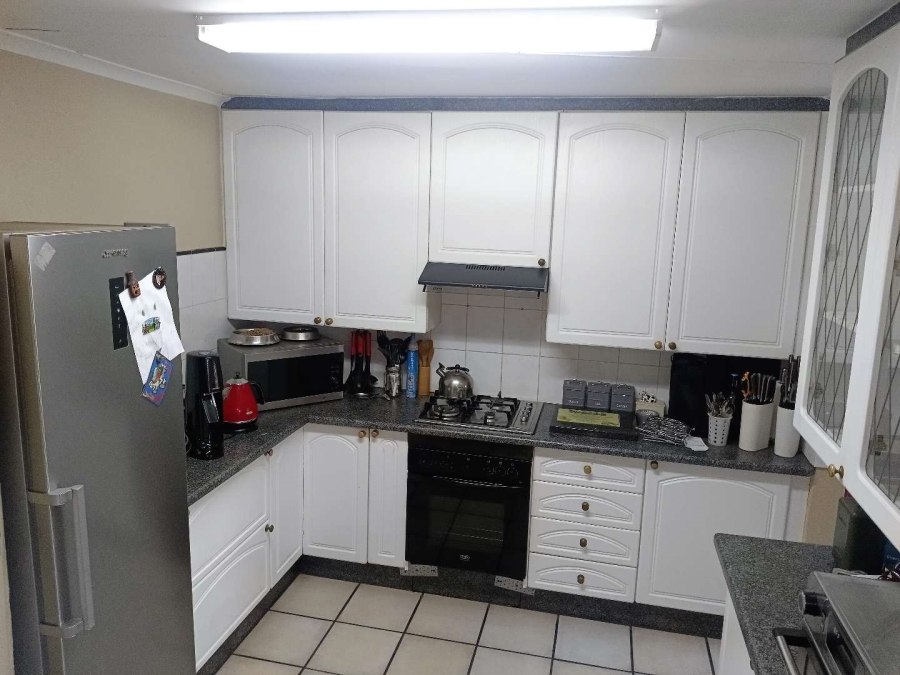 3 Bedroom Property for Sale in Murrayfield Gauteng