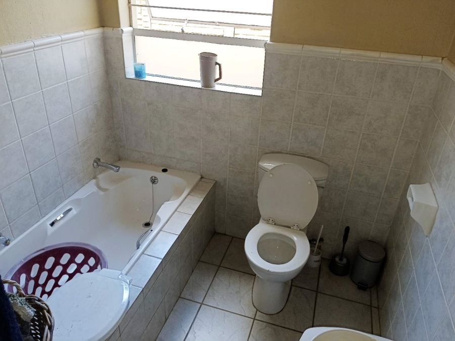 3 Bedroom Property for Sale in Murrayfield Gauteng