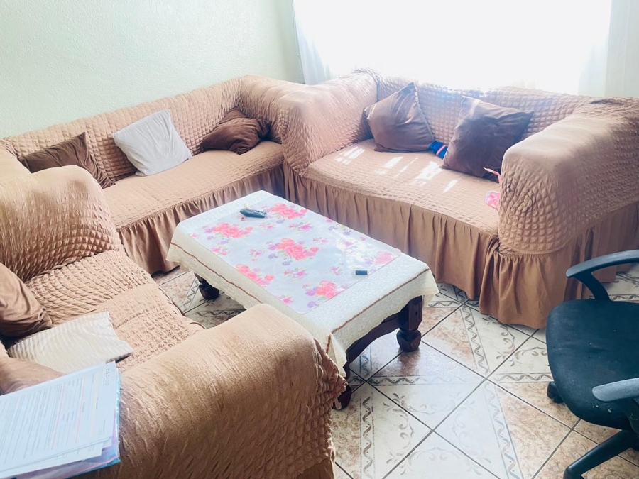 2 Bedroom Property for Sale in Katlehong Gauteng
