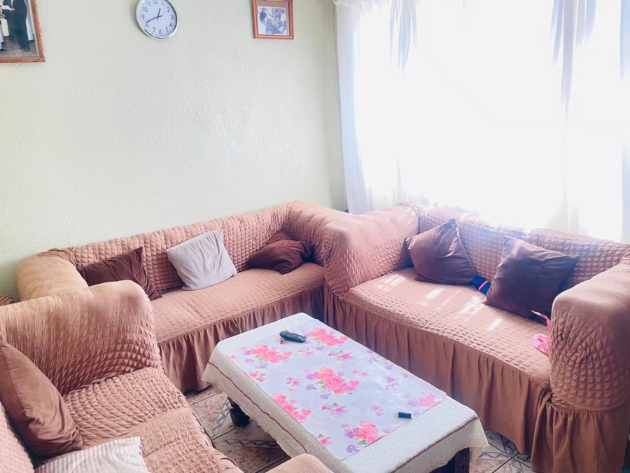 2 Bedroom Property for Sale in Katlehong Gauteng