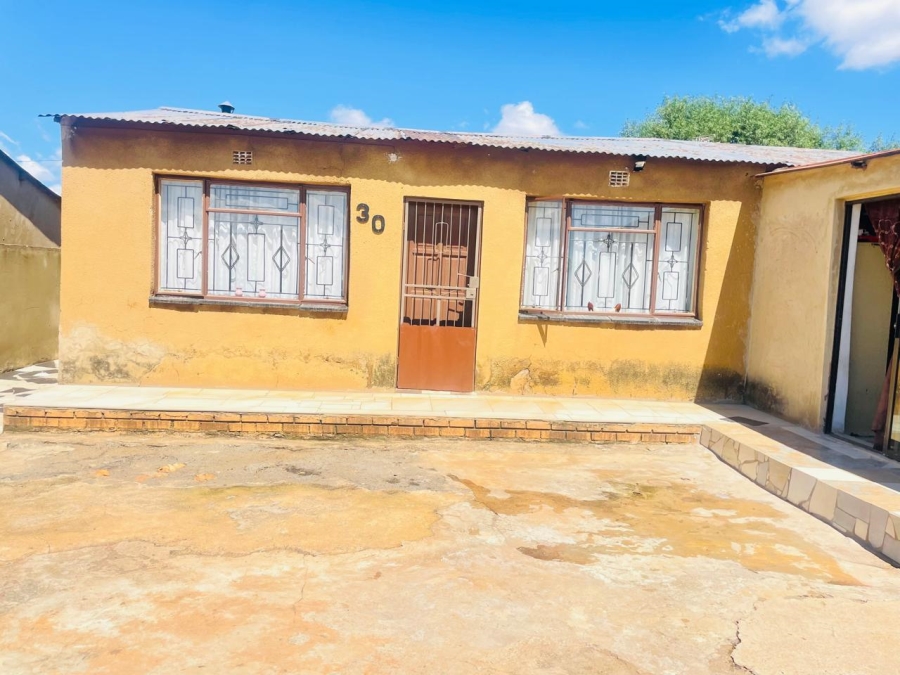 2 Bedroom Property for Sale in Katlehong Gauteng