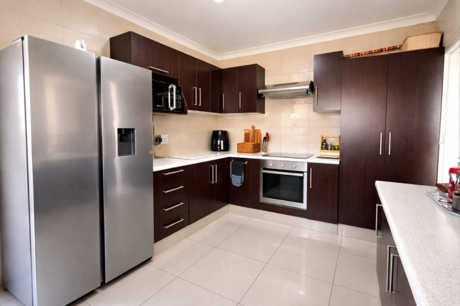 3 Bedroom Property for Sale in Verwoerdpark Gauteng