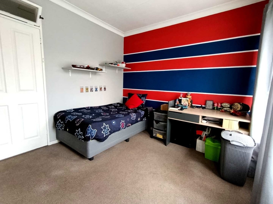 3 Bedroom Property for Sale in Verwoerdpark Gauteng