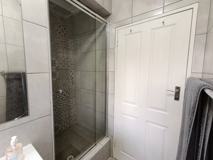 3 Bedroom Property for Sale in Verwoerdpark Gauteng