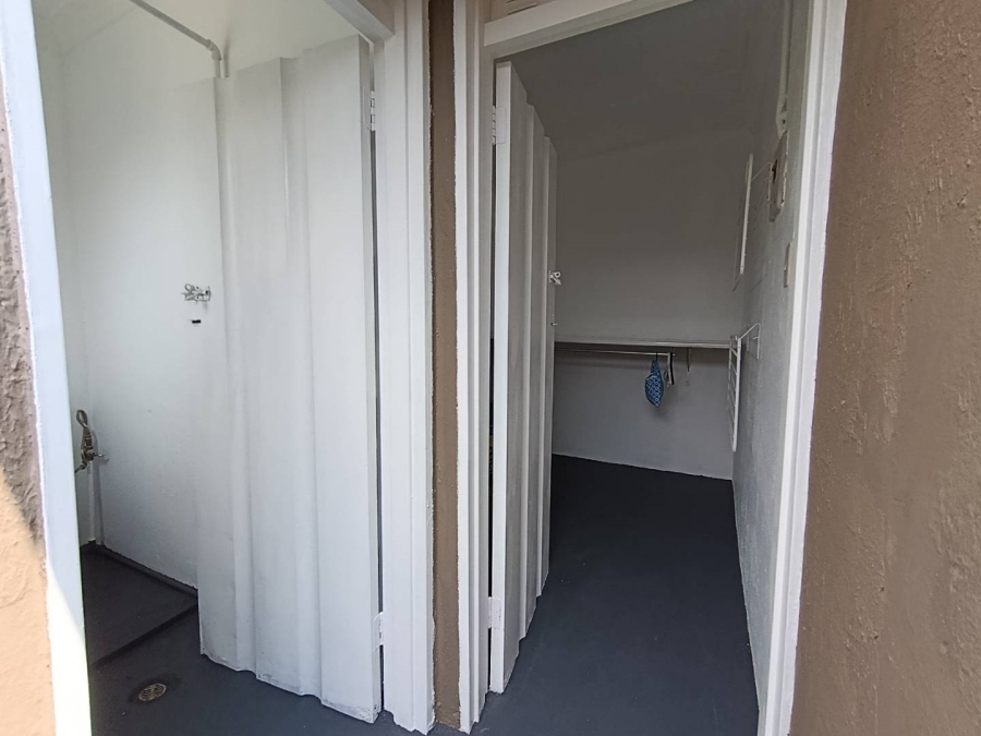 3 Bedroom Property for Sale in Verwoerdpark Gauteng