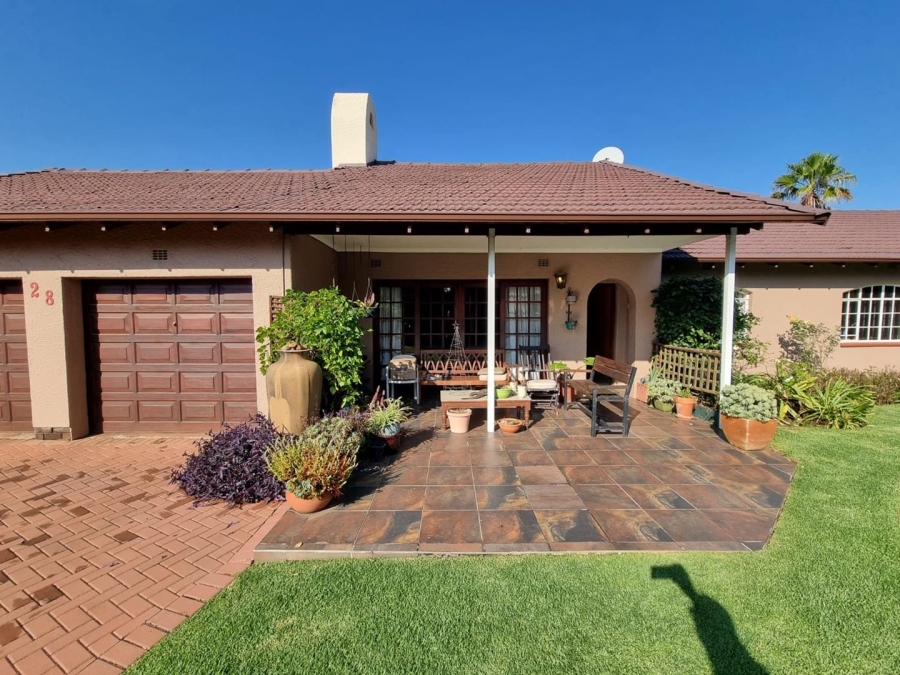 3 Bedroom Property for Sale in Brackenhurst Gauteng